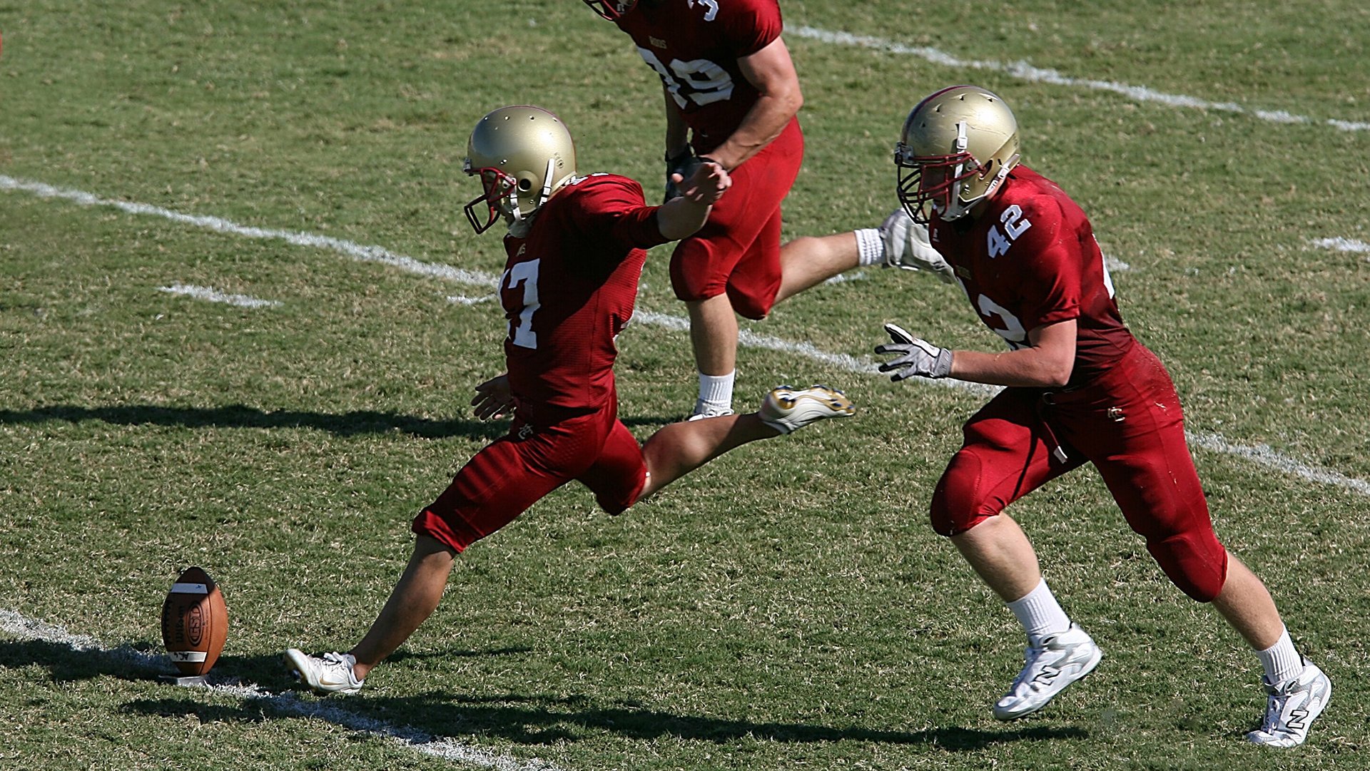 图赫尔战术革新引领切尔西走向巅峰，切尔西名宿_图赫尔想立权威 但他的做法是