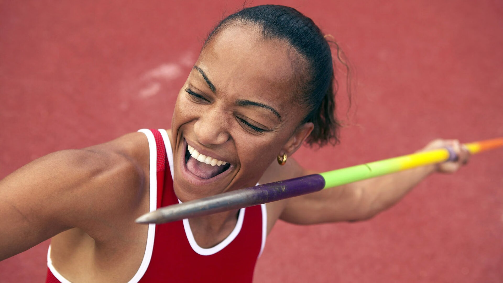 女子短距离自由泳突破新高，短距离自由泳速度提升